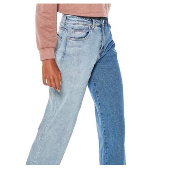 Juniors Almost Famous Two-Tone 90’s Jeans size 0 - Picture 1 of 11